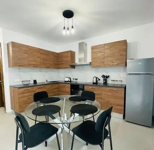 Seabreeze 2 Bedroom Flat